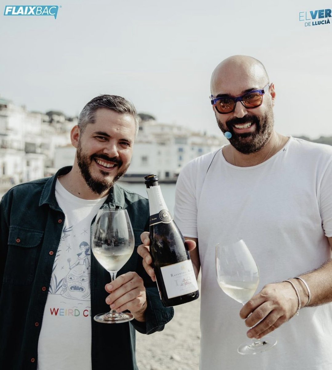 Blanc de Blancs 2020🍾

Aquest cap de setmana vam tenir l'honor de què el <a href="/lluciaferrer/">Llucià Ferrer</a> i l' <a href="/Arnau_ConsultVi/">Arnau Marco</a>, recomanessin el nostre #escumós Blanc de Blancs 2020 en el programa #ElVermuntdelluciaferrer de <a href="/flaixbacoficial/">Flaixbac</a> 🥂

Escolta el programa a👇
flaixbac.cat/podcast/202210…