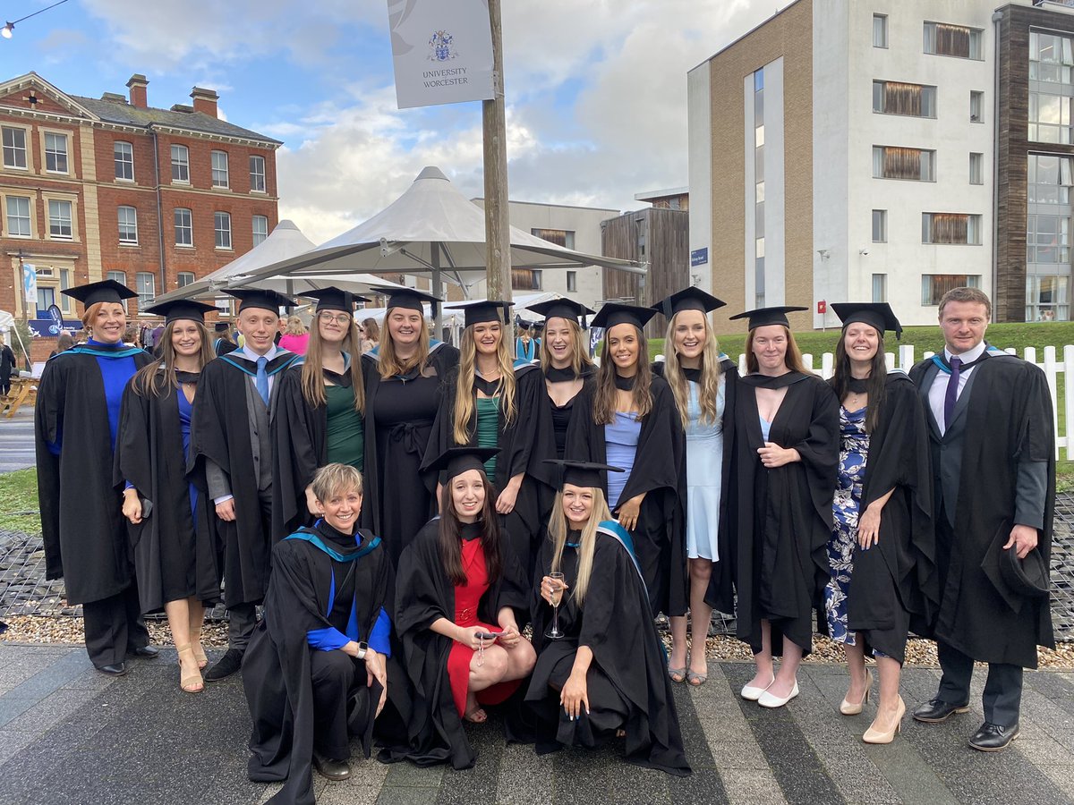 Taylorrixon_'s tweet photo. Officially a graduate🎓🫶🏼 
@worcester_uni @WorcPE https://t.co/gppipZPFh3