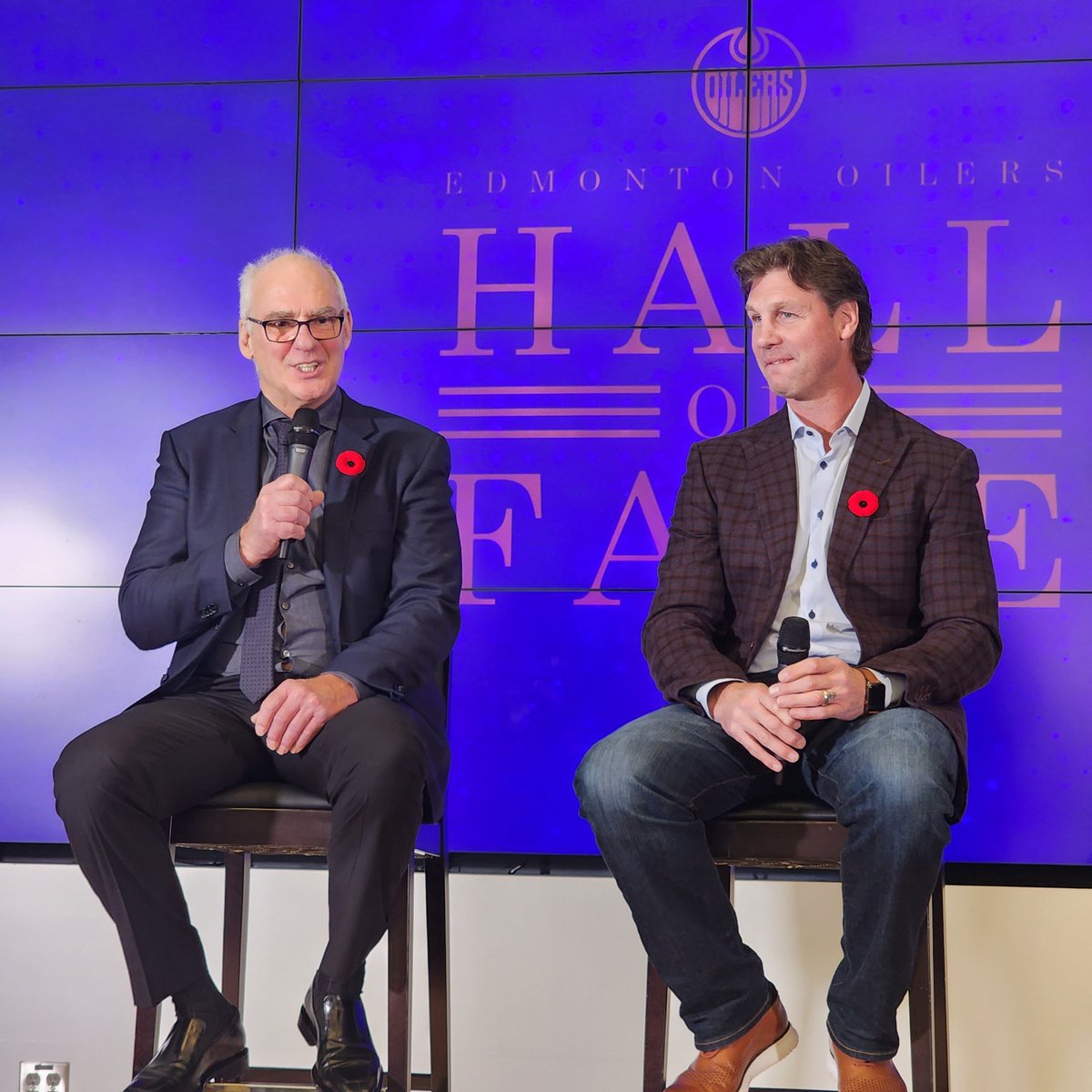 SportCentral_AB's tweet photo. Fogolin answers rumors of him yanking out his own tooth leading to a rep of having the "pain tolerance of a cadaver"...
#davesdrive #yeg https://t.co/4etFh4L9Sw