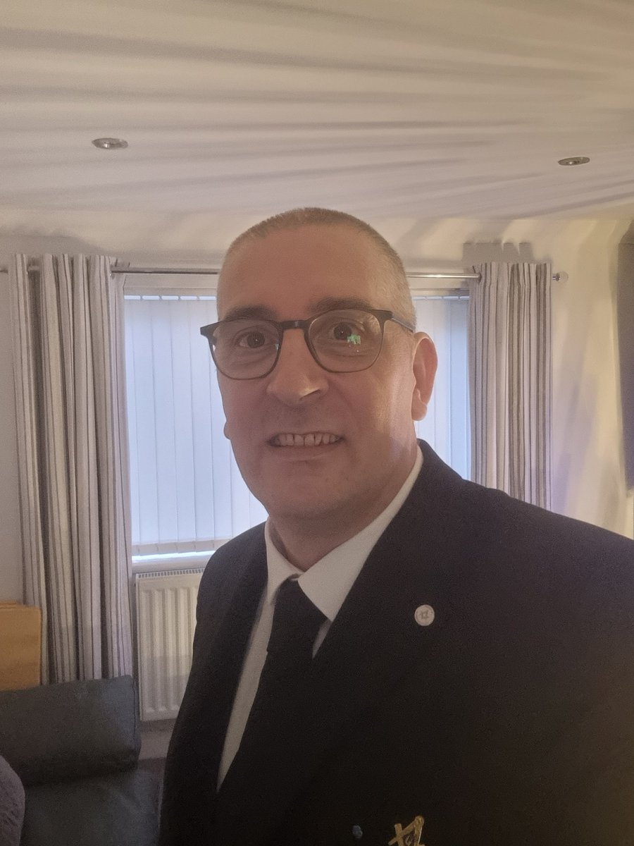 Was on my way to the meeting at my #motherlodge #lodgeofremembrance 
Had a good meeting and my first 3rd degree as a junior deacon ..... cracking night.
#somoteitbe #UGLE #proudmason