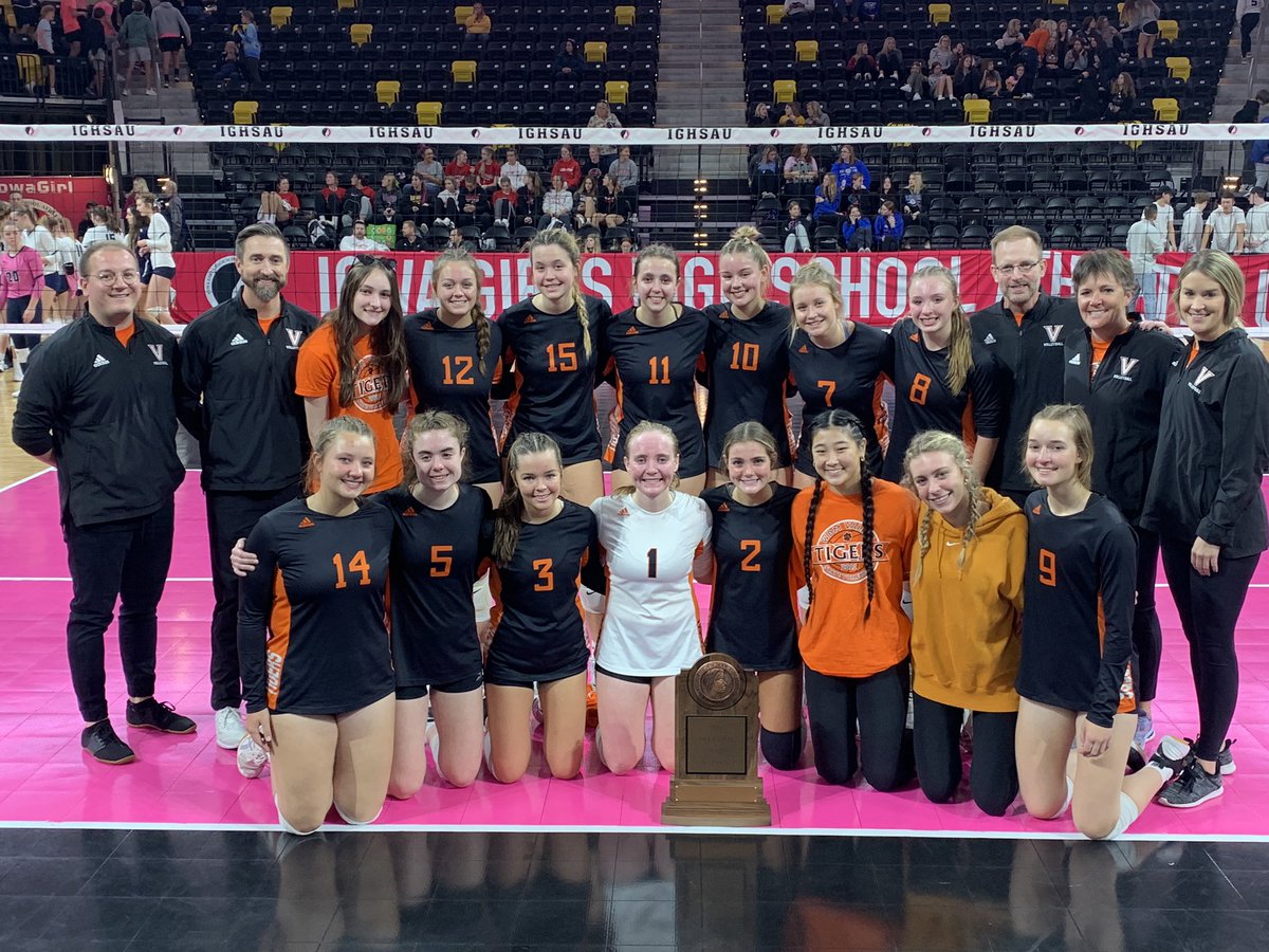 vhstigers's tweet photo. What a run, what a season, thank you @WDMValleyVB and thank you Seniors!! #rolltigers #finalfour https://t.co/JIMHWPfkOX