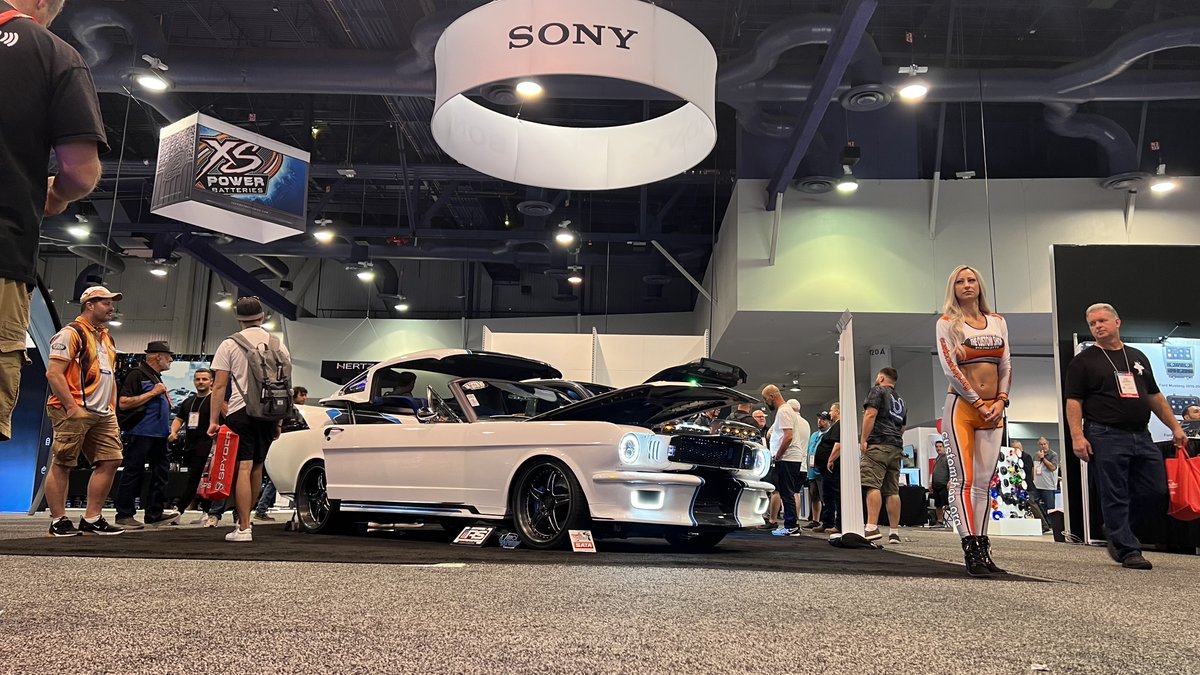 Weeee're heeeere! 😎 #SemaShow2022