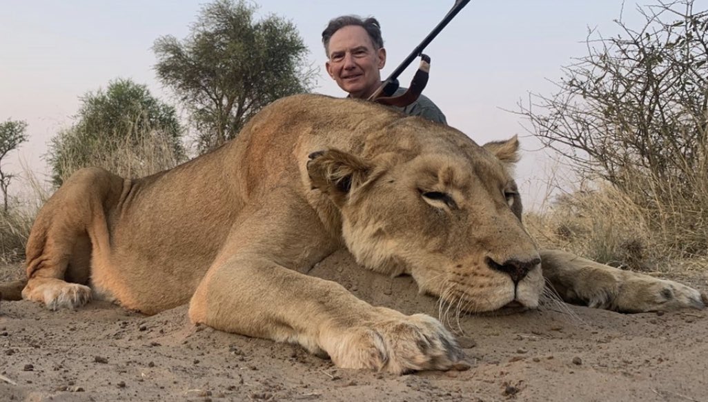 XposeTrophyKilling tweet media