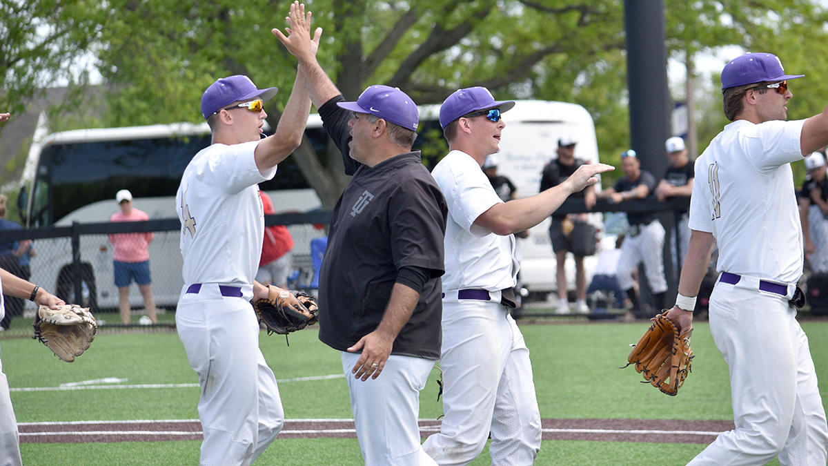Taylor Trojans (@taylortrojans) on Twitter photo BB | Taylor Lands No. 24 Spot in NAIA Preseason Rankings | <a href="/taylorbaseball/">taylorbaseball</a> #TaylorBB - taylortrojans.com/article/baseba… BB | Taylor Lands No. 24 Spot in NAIA Preseason Rankings | <a href="/taylorbaseball/">taylorbaseball</a> #TaylorBB - taylortrojans.com/article/baseba…