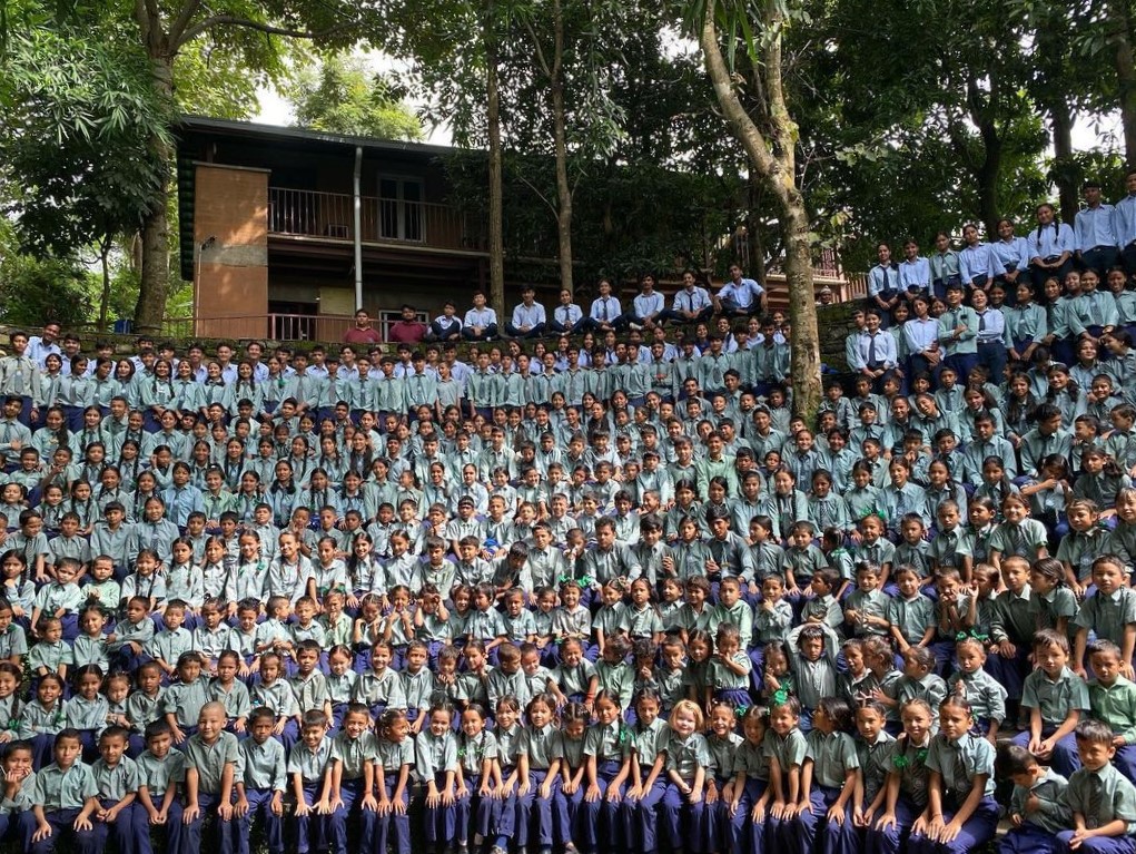 “I am stateside for a few weeks to kick off our year end fundraising season and take care of our little ones in this photo plus 165 college kids. Looking at this photo, I understand my why, my purpose, my passion.” — Maggie 

Get involved: blinknow.org/get-involved #OneHumanFamily
