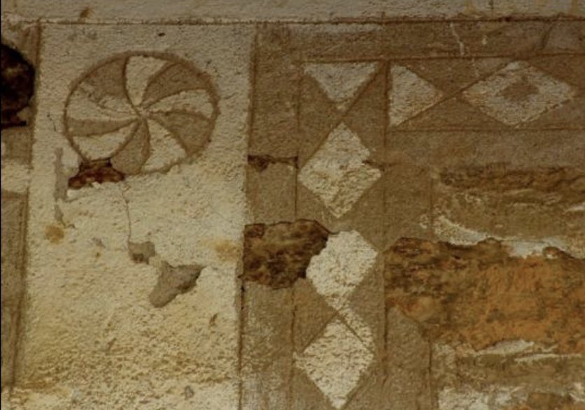 Esgrafiados en paredes de cal situados fuera de Galicia, que guardan similitud con los gallegos 

Robledillo de Gata (Cáceres) 
Carballeda (Zamora)
Asturianos (Zamora)
Manzanal de Arriba

Fuente: issuu.com/silviaaguirres… 

#esgrafiados #esgrafiado <a href="/GALANTIQUA/">GALANTIQUA</a> <a href="/CarmelaMuxia/">Carme Toba Trillo</a>