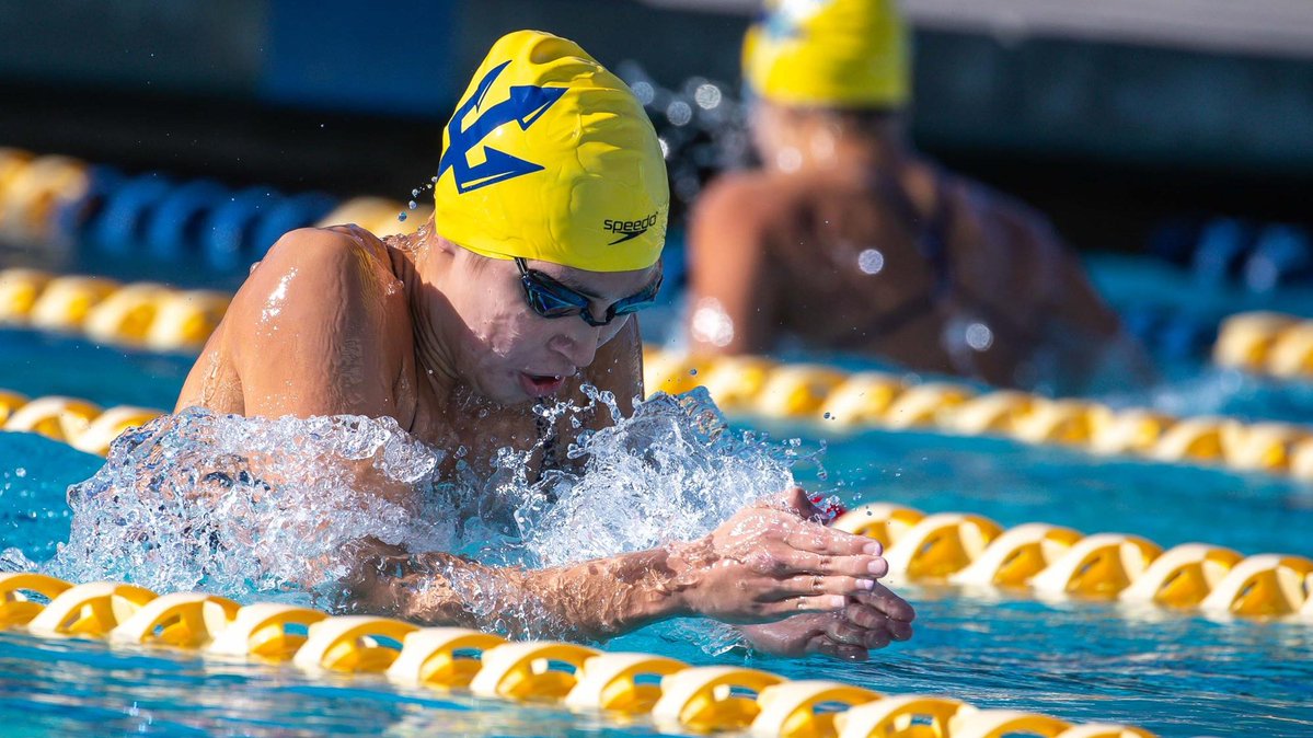 MPSFSwimDive's tweet photo. MPSF/TYR Female Athlete of the Week (Nov. 2):
Katja Pavicevic @UCSDSwimDive 
(Photo by: Jack Spitser)

*1st-place 100 breast (NIC 'B' cut 1:02.10), 200 breast (NIC 'A' cut 2:13.48), and 200 medley relay (NIC 'A' cut 1:41.60) at UC Davis. https://t.co/Sdz2K5S9Er
