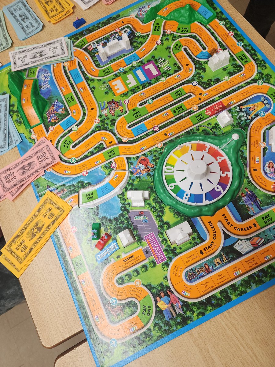 BOARD GAME DAY! <a href="/MontcalmCougars/">Montcalm Cougars</a> exploring money sense and responsible consumerism with Monopoly, The Game of Life, and Pay Day in HIP today 🤑