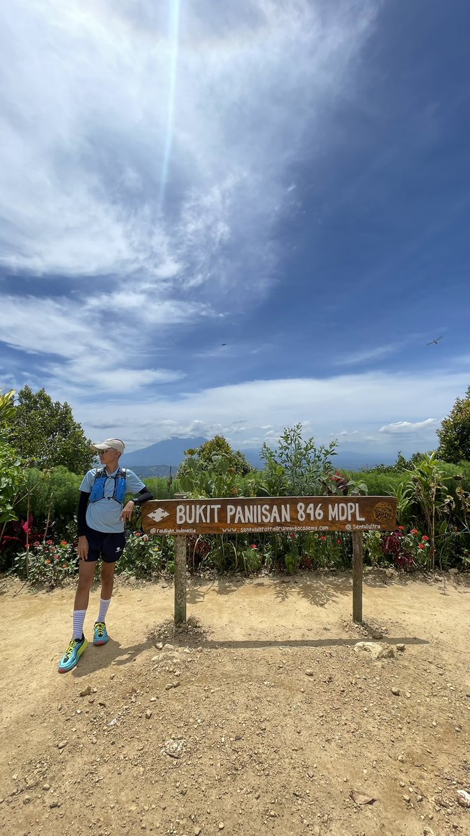 captain_sammi's tweet photo. Trail Run #sentul #teailrun https://t.co/qj6nwdFWqj