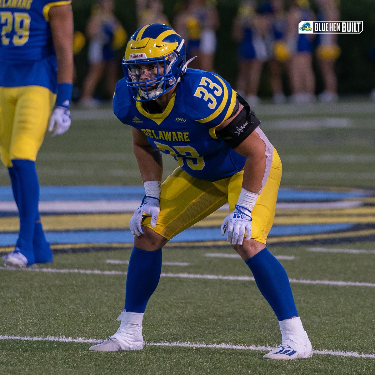 Put your hands on your knees if...

You lead all of FCS with 1⃣0⃣2⃣ tackles✅
Rank 2nd in Division I (FBS &amp; FCS) in total tackles ✅ 
Have 5⃣ games with double-digit tackles✅