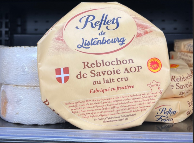 CarrefourFrance's tweet photo. Ouverture imminente du premier Carrefour au #Listenbourg 

➡️ une offre spéciale de -50% sur tous les produits locaux ! https://t.co/uOOnubZy6g