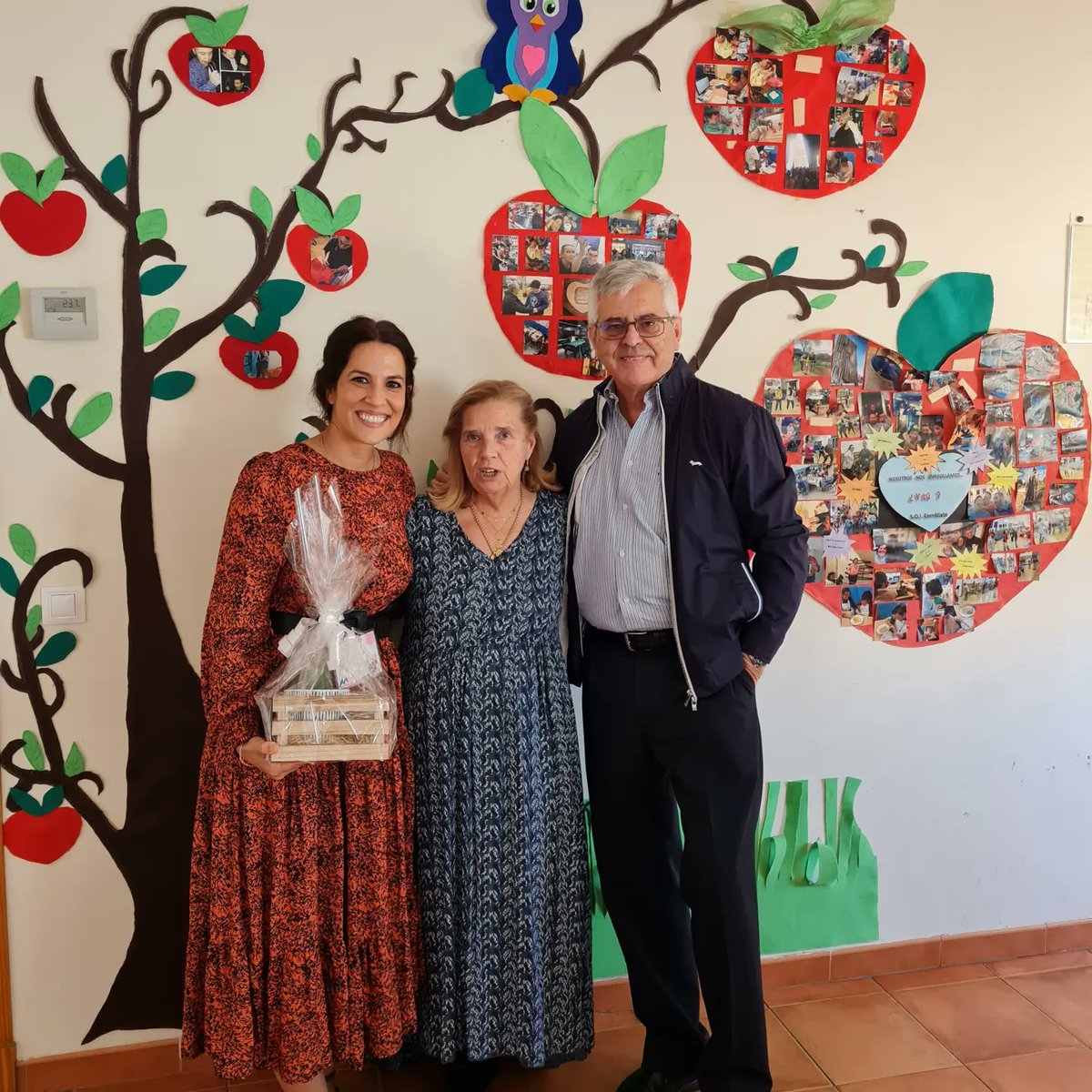 Hemos recibido a Dª <a href="/InmaSantisteban/">Inma Santisteban</a>, Dir. Gral. de Personas con Discapacidad, que ha podido conocer en primera persona nuestros servicios, y nosotr@s hemos disfrutado de ella, una persona implicada, cercana, y con ganas de luchar.
Gracias por visitarnos, ha sido un placer.