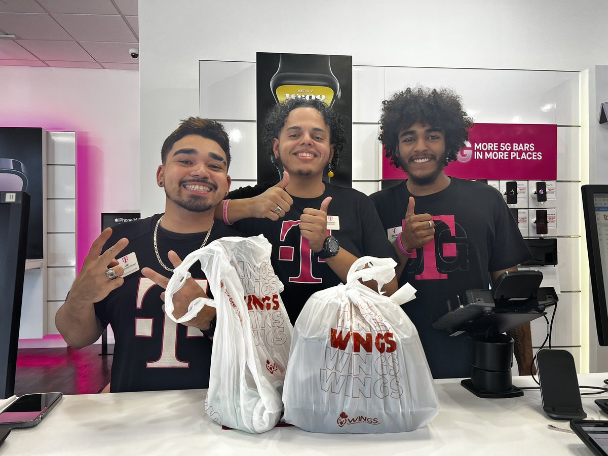 A HUGE thank you to <a href="/TCCMobile/">TCC Wireless</a> in Eastfield Mall ending Oct in the top 100!  Enjoy the Wings! #teamwork <a href="/kosmoski/">Ed Kosmoski</a>