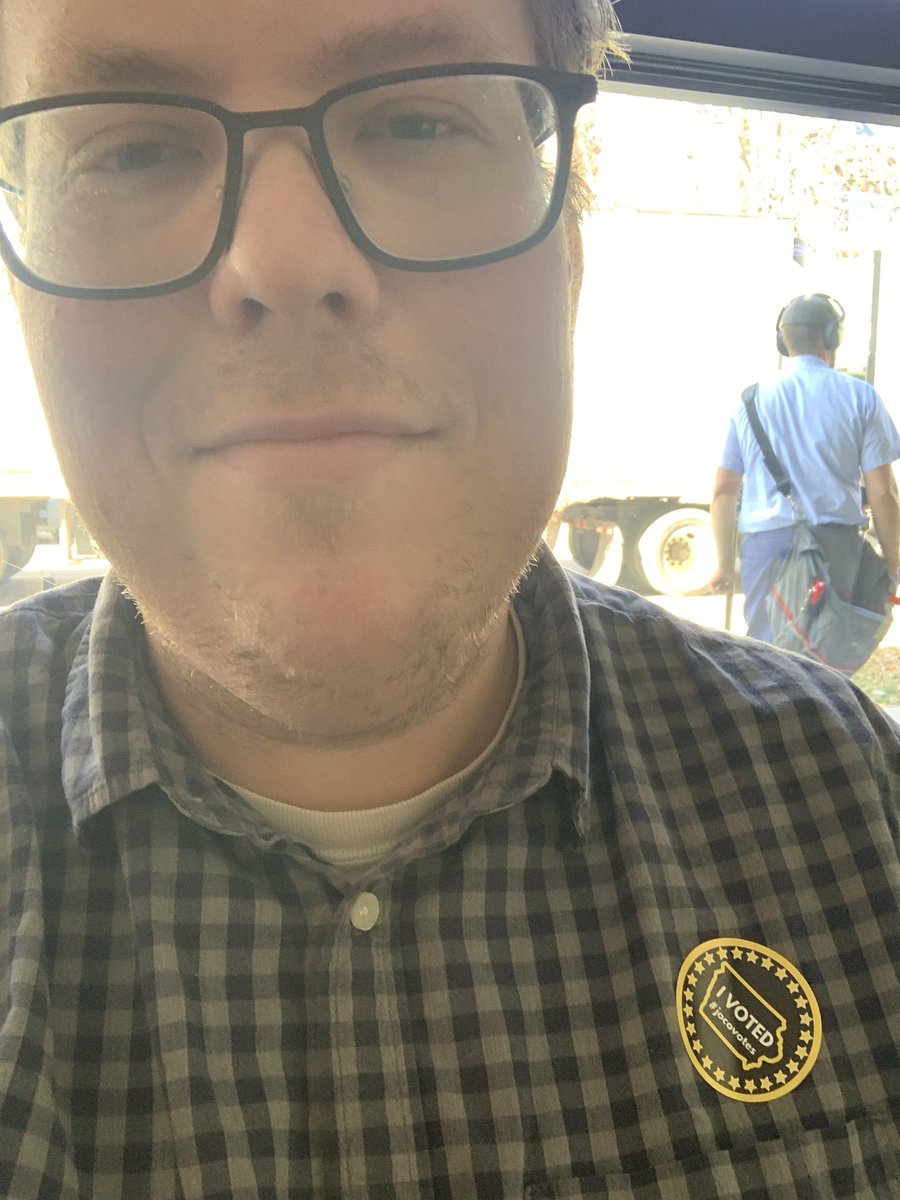 I voted early over my lunch break and so should you! Thank you to the <a href="/jcauditor/">Johnson County (IA) Auditor's Office</a> Auditor’s Office and the <a href="/ICPL/">Iowa City Public Library</a> for making it so easy and fast in Downtown Iowa City!