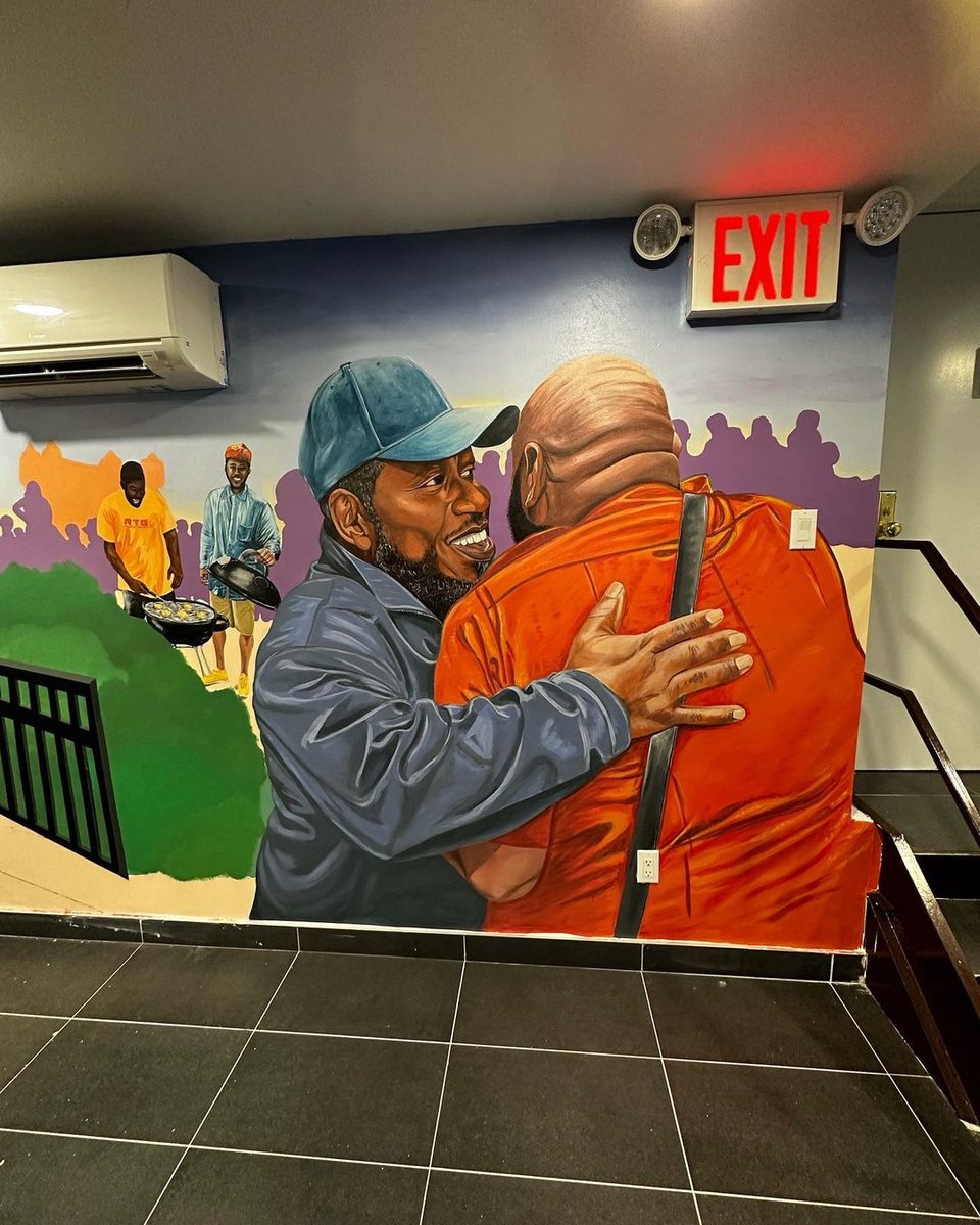BronxConnect's tweet photo. Another INCREDIBLE mural in the books!! Projects like this speak to the beauty of community. Special s/o to @nycthrive @sumofallawe @rtgnorth!
📸 sumofallawe
#BronxConnect #endviolence #gunviolenceprevention #bronx #elbronx #advocacy #antiviolence #nyc https://t.co/MFoOjMrYF6