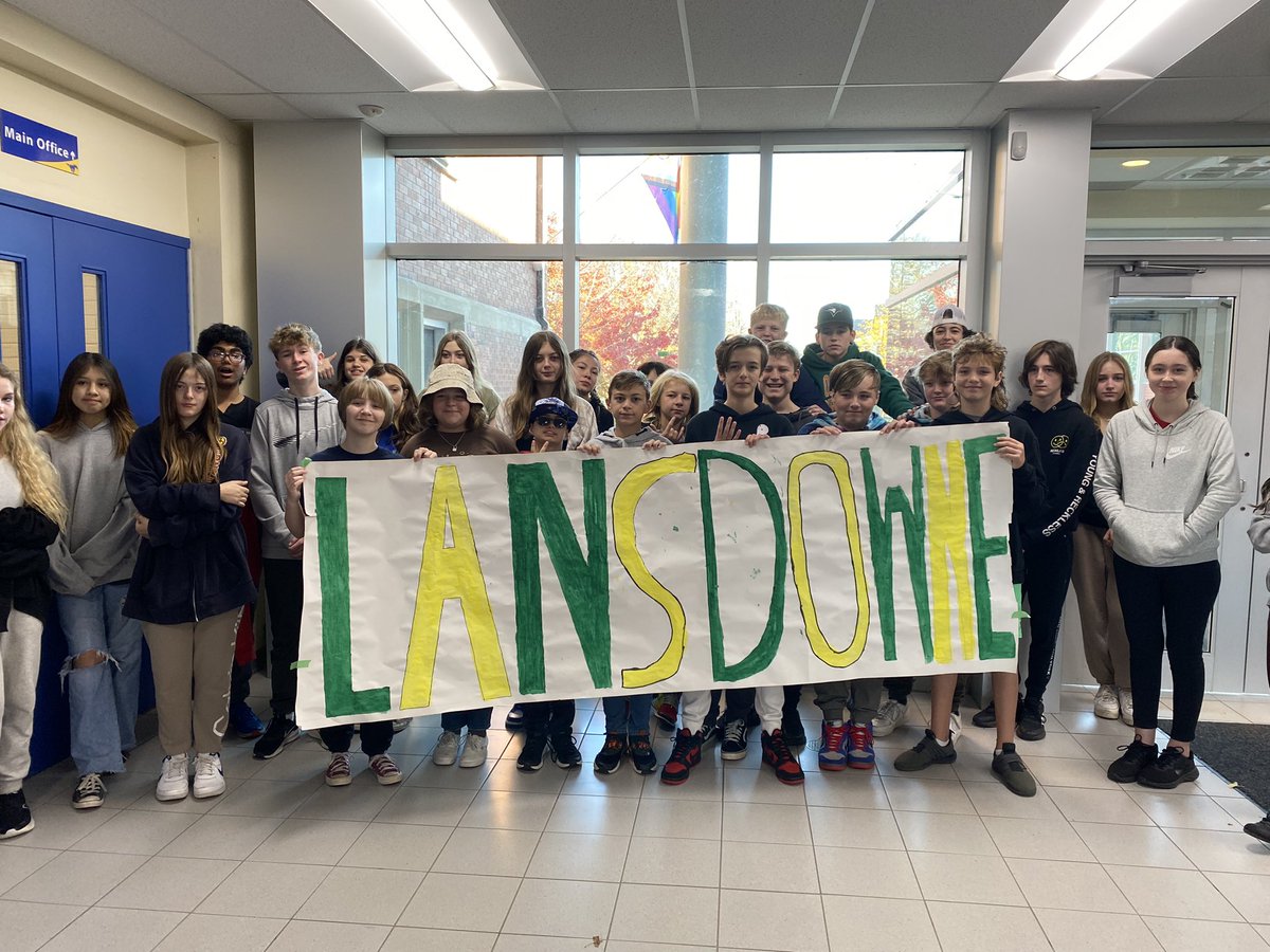Grade 8 Feeder Schools day! <a href="/GEDSB/">Grand Erie District School Board</a> Lansdowne in the house! <a href="/BCIVS/">BCI Mustangs</a>