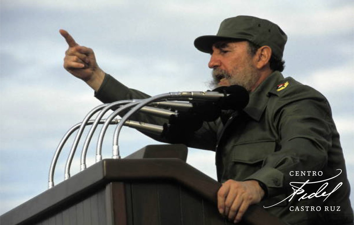 #Fidel:"Le advertimos que resistiríamos el bloqueo, aunque eso podía implicar un costo muy elevado para nuestro país. No hay peor precio que capitular frente al enemigo que sin razón ni derecho te agrede". #FidelVive #MejorSinBloqueo
