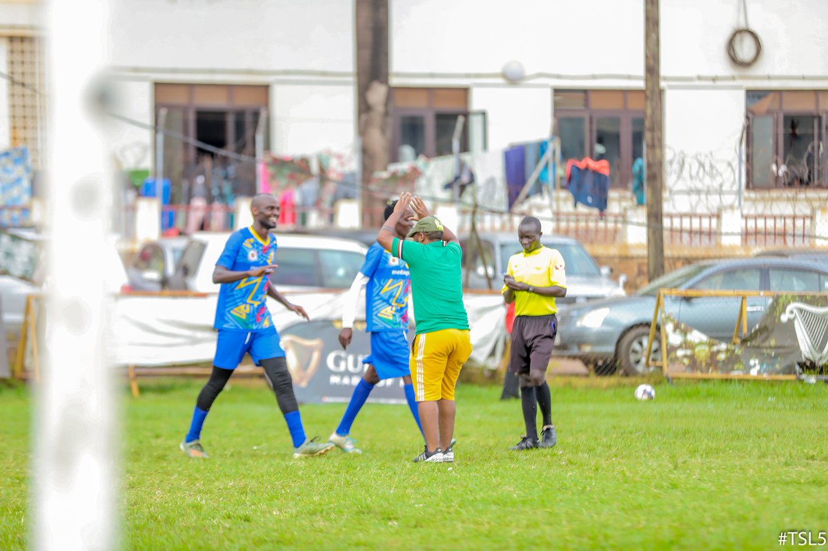 TonnySaks's tweet photo. Helping on and off the pitch. @AlksFc showing exactly what @TheSMACKLeague can expect next season.
Goals galore.....
#tsl5 #goALQs @superidecarwash @BritamUganda @mediauganda https://t.co/Wr2pzrlF4c