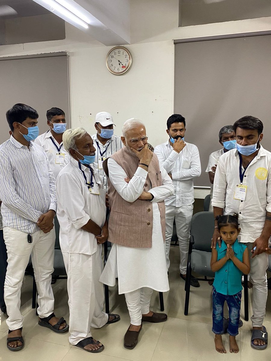 fullmasti_'s tweet photo. मित्रो मोरबी हादसे के बाद मोदी जी क्या सोच रहे होंगे ?
#WireExposed https://t.co/ljEUNZl83i