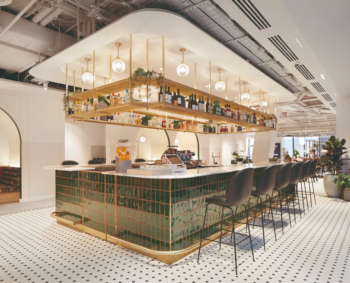 GlassSpecialist's tweet photo. Specialist Group recently completed the below central bars for two of our clients in London. 

We have an unparalleled reputation for design, manufacture and fitting of bespoke furniture for the hospitality sector with specialisms in Joinery, Glass and Metal. https://t.co/G53TaQTr3O