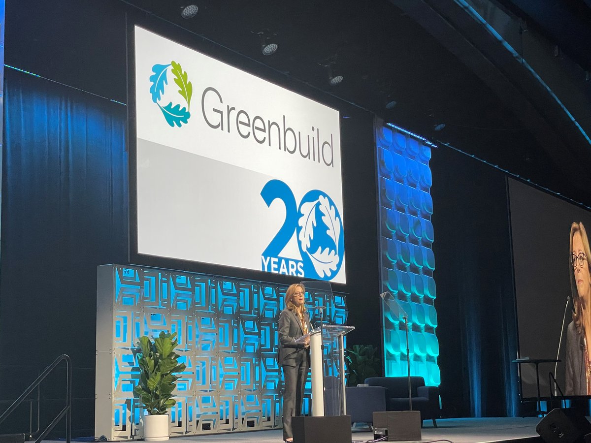 Amazing keynote speech from Dr. Jean Rogers, Global head of ESG <a href="/blackstone/">Blackstone</a> yesterday at #Greenbuild. <a href="/USGBC/">USGBC</a> @DeepGreenEng