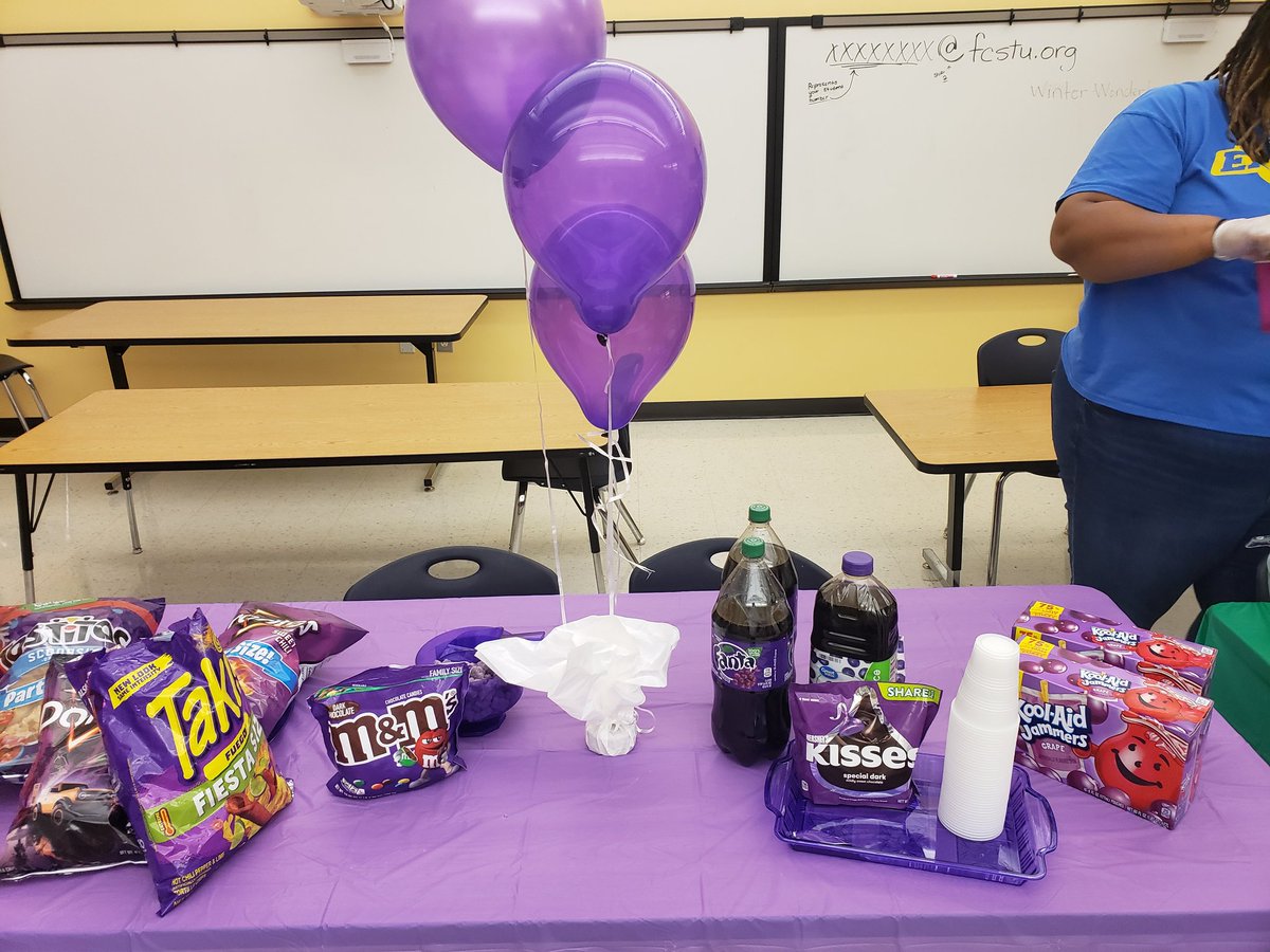 guffiet321's tweet photo. Our 🌈 themed faculty meeting @GullattES1 today was informative. The ESOL and Specialist teams did an excellent job of running the meeting. Each team had to wear a different color and bring snacks of that same color. The EIP team color was white.
@ShawannaBArnold 
@TishaBentley https://t.co/npPG2qnQ8M