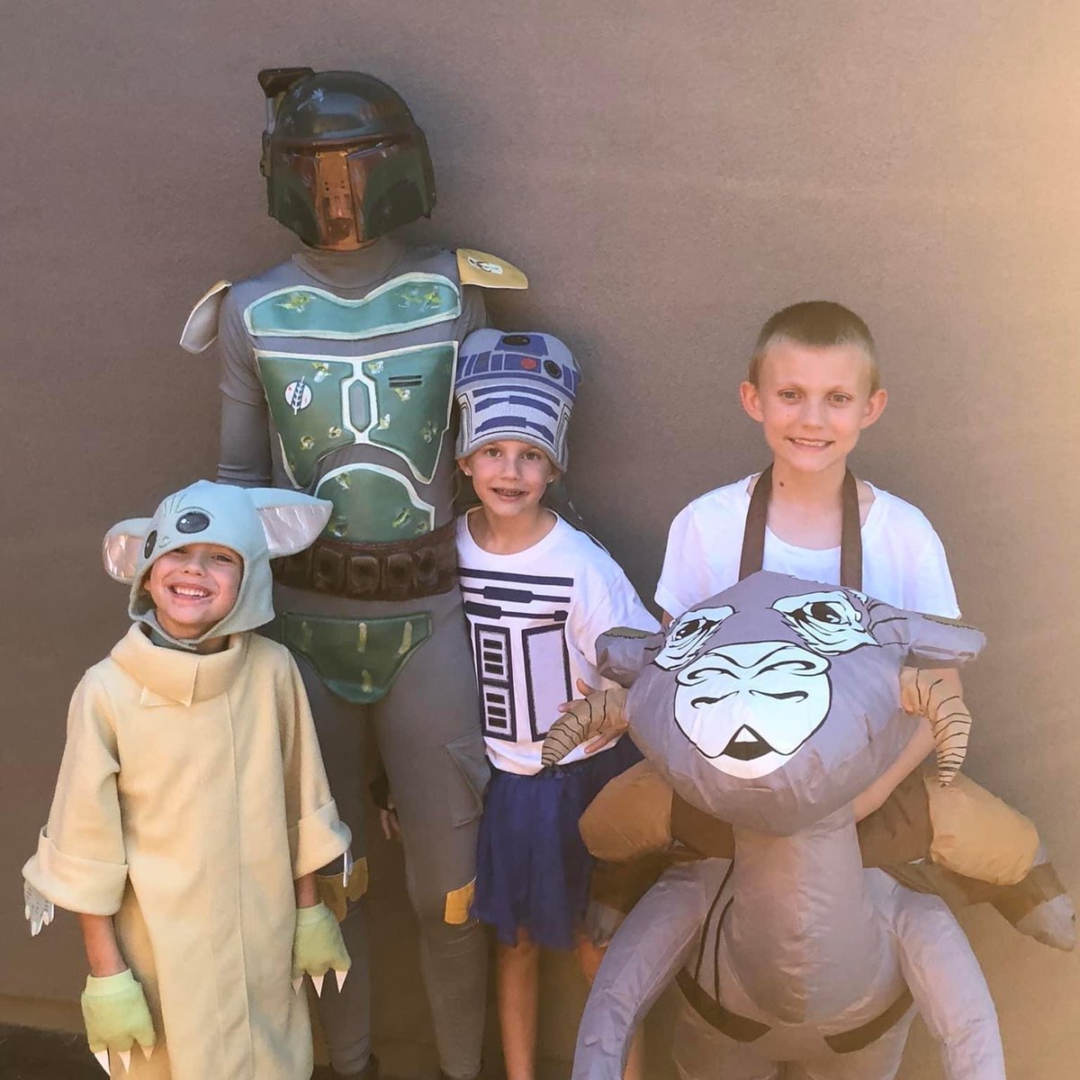 NValleyChurch's tweet photo. Enjoy more pictures from Truck or Treat! 
#northvalleychurch #trunkortreat #fun #northvalley https://t.co/mwTxoOwAom