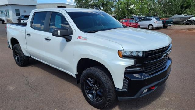 FlagstaffChevy's tweet photo. Experience this 2021 #Chevrolet #Silverado1500 LT Trail Boss Crew Cab! ๐ช Tailgate with EZ Lift assist, Remote Start, Heated Seats, Rear Seat Reminder & MORE.
#preownedvehicle #usedvehicle #usedcar #preowned #preownedcar #flagstaffaz #flagstaffusedcars
https://t.co/7adgLBcSks https://t.co/b1AXBHzNcc