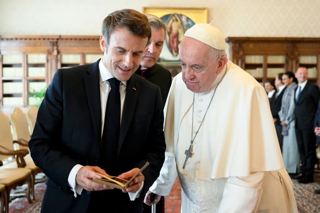 BrooklandsNM's tweet photo. Pope Francis is on a mission for world peace. Our elegant book celebrating His Holiness is available at https://t.co/0sHPtdwmNE https://t.co/wvtT26adAI