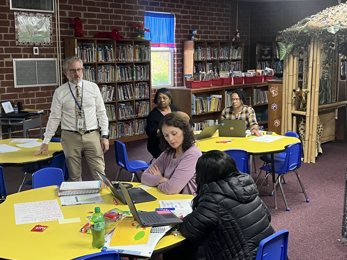 PinkstonPride's tweet photo. Dr. Batten did a great job leading LETRS training this afternoon.  Teachers @PinkstonPride work together to provide evidence-based instruction for our scholars.  Thank you all for your commitment.  #vocabulary #LETRS #PinkstonStreet https://t.co/04XAdtbkWo