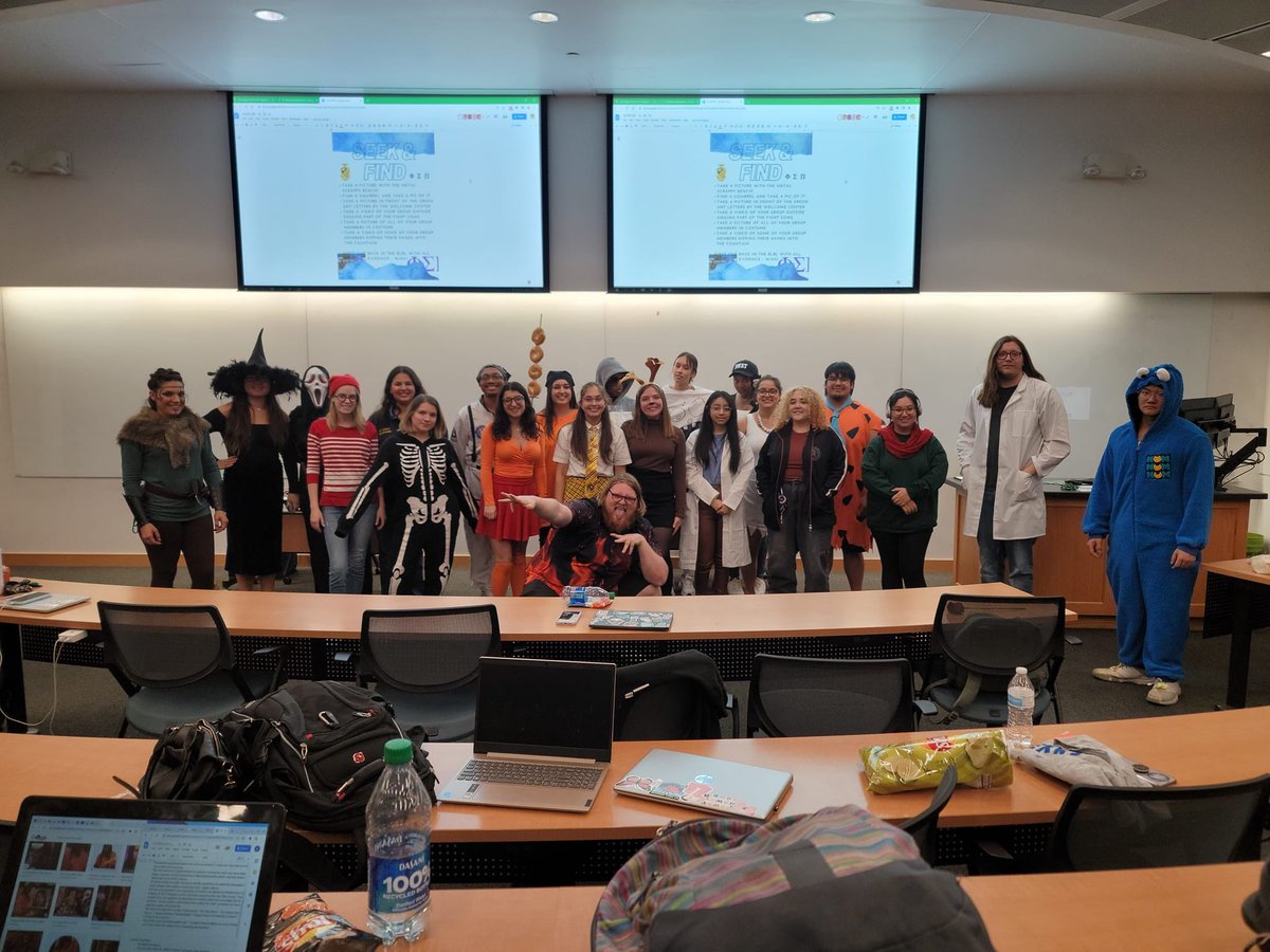 PSPDeltaKappa's tweet photo. We hope all of our brothers had a Happy Halloween! https://t.co/Aj7GsI50fL