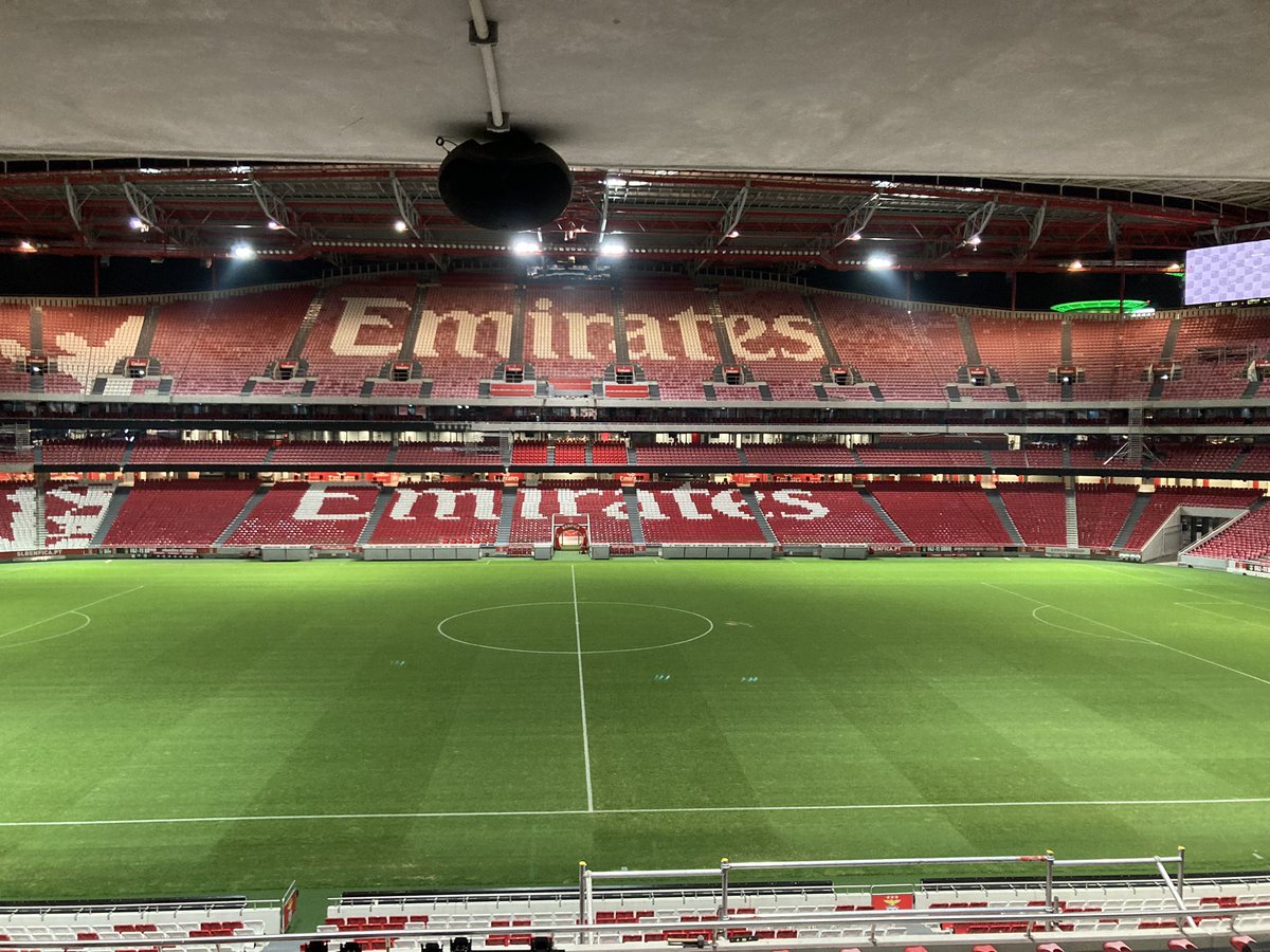 asdfasddew's tweet photo. Beautiful stadium. But unfortunately the match was played some thousand kilometres to the east. Enjoyed great conversations instead. #WebSummit https://t.co/MdzvIlrjE2