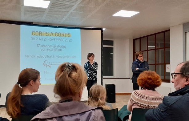 mcgambart's tweet photo. Très heureuse d’avoir inauguré #lemoisdufilmdocumentaire dans le Territoire de Belfort avec « Daria Marx, ma vie en gros ». Salle chaleureuse, débat passionnant… Merci à la médiathèque départementale de m’avoir invitée. Je reviens quand vous voulez ! 😉 #morganeproductions https://t.co/7H03ACtVPo