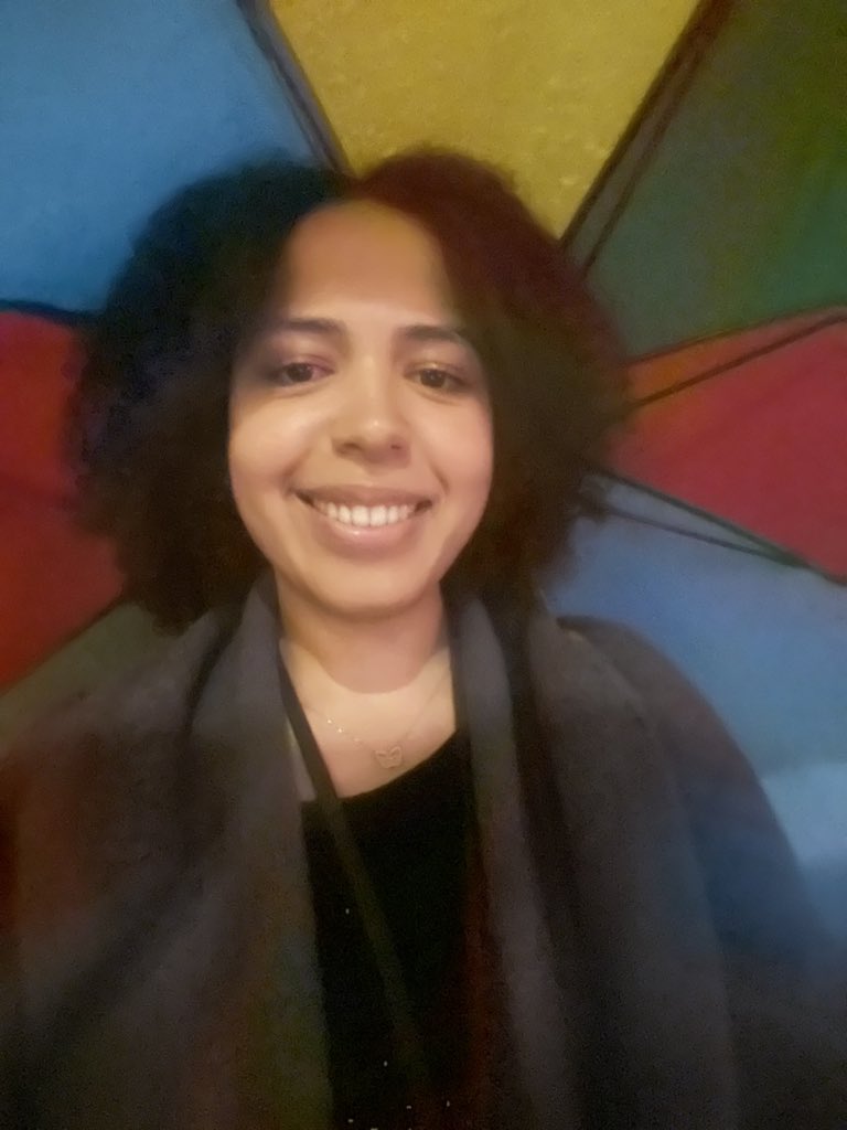 srahmed97's tweet photo. I was caught in a torrential downpour while leaving work this evening, with no hood or umbrella. This man came up to to me on Wood Street and offered his umbrella. At first I thought he meant to stand under it together, but he was giving it to me and told me to keep it. https://t.co/iiym31wwm4