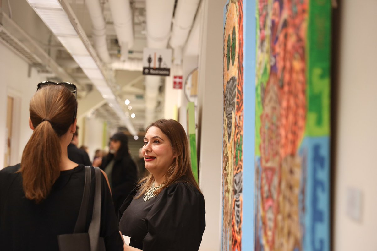 lindsaymcroc's tweet photo. Live from @LabCentral’s Gallery 1832 artist exhibit—this time around our featured artist is Dominic Killiany from Watertown, who expresses his experience living with autism through a fluid language of abstract expressionism. https://t.co/G0W987ayY0