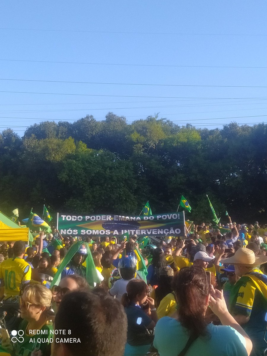 gamerose_3's tweet photo. Recife hoje! eu fuiii🇧🇷 #intervencaomilitarja #intervencaoFederal estar lindo o povo n vai sair 🫡 seu recado estar sendo atendido presidente 🇧🇷 💚 #BolsonaroReeleito #ForaLula #JairBolsonaro #PATRIOTASSALVEMOBRASIL #PatriaAmadaBrasil https://t.co/FgKGkGnYeL