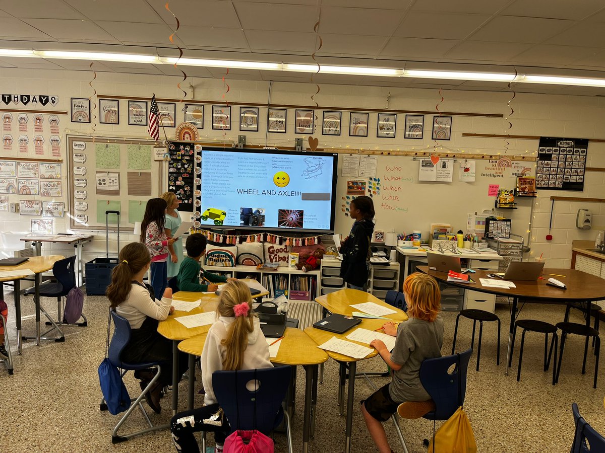 MsJordan_3's tweet photo. Students worked together to become experts in their simple machine type and then taught their classmates what they learned! They worked so hard on this research project! 💙💻 @AlantonAstros @SeeDotWilson https://t.co/GalJ4DnOtg