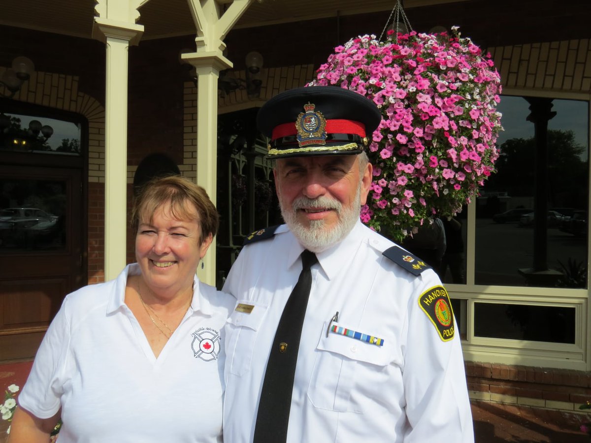 GraffitiBMXCop's tweet photo. Honoured to be a part of the 2022 Invisible Wounds National Conference for First Responders. Huge thanks to Deborah MacDonald for her tireless organizing efforts, Nicolas Stone for amazing audio visual work in the room and on Zoom, & Graham Bettes for the music! #Events4Wellness https://t.co/pAwgXKmCyu