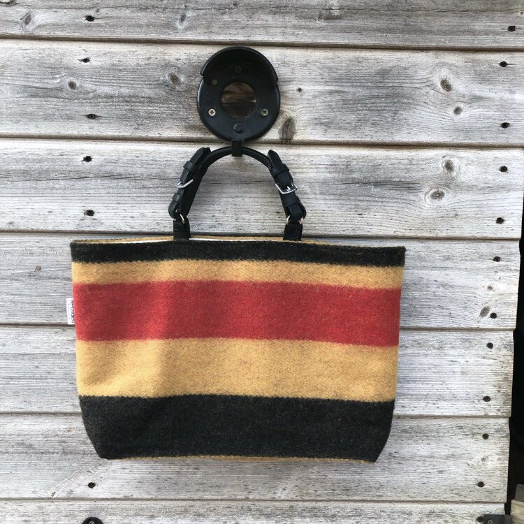 Re-bridled makes unique bags &amp; pouches from #recycled &amp; #restored #vintage #equestrian items
Handmade in the UK 
Re-bridled.co.uk
This bag only £150 perfect Christmas gifts 
#Rebridled #equinehour #dressagehour #horsechathour #horseandhoof #ponyhour #equestrianhour