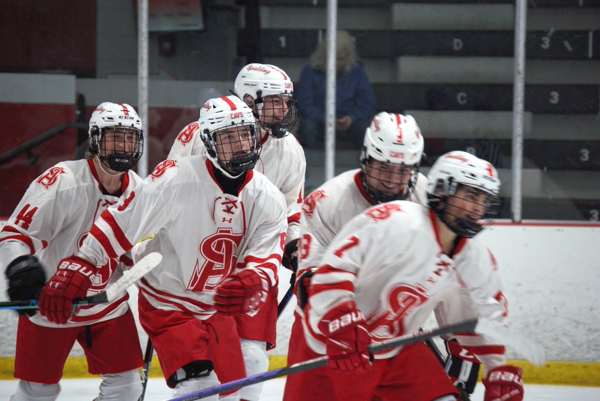 Cavs on top! Varsity-1 defeats DeMatha 5-2 to open MAPHL AA League play and start the season 1-0. #IceCavs

@SpaldingCavAthl