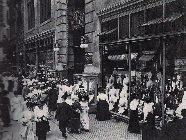'Henry Siegel’s 14th St. Store'. Photographed in 1900.