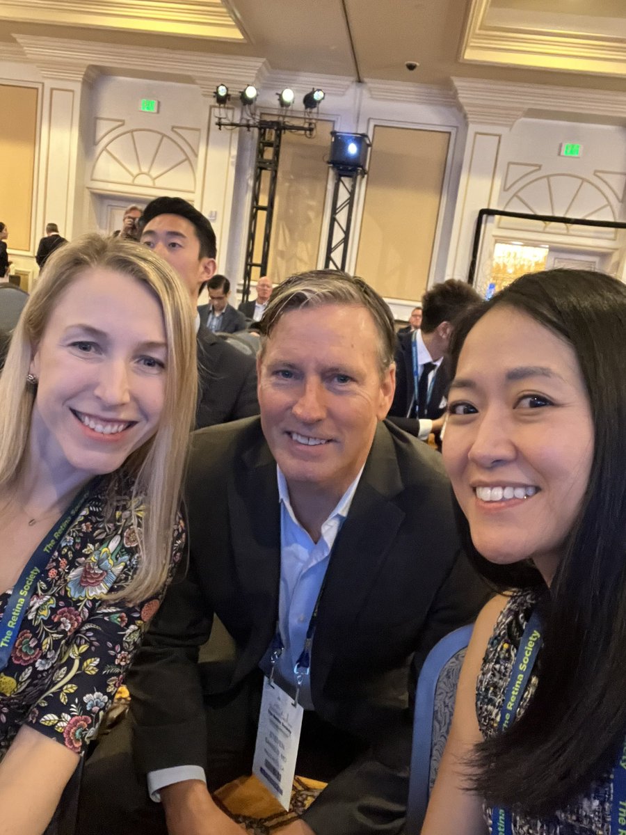 #stanfordretina at the first day of #retinasociety2022 <a href="/RetinaSociety/">TheRetinaSociety</a> <a href="/GrevenMargaret/">Margaret A Greven MD</a> @ByersEye
