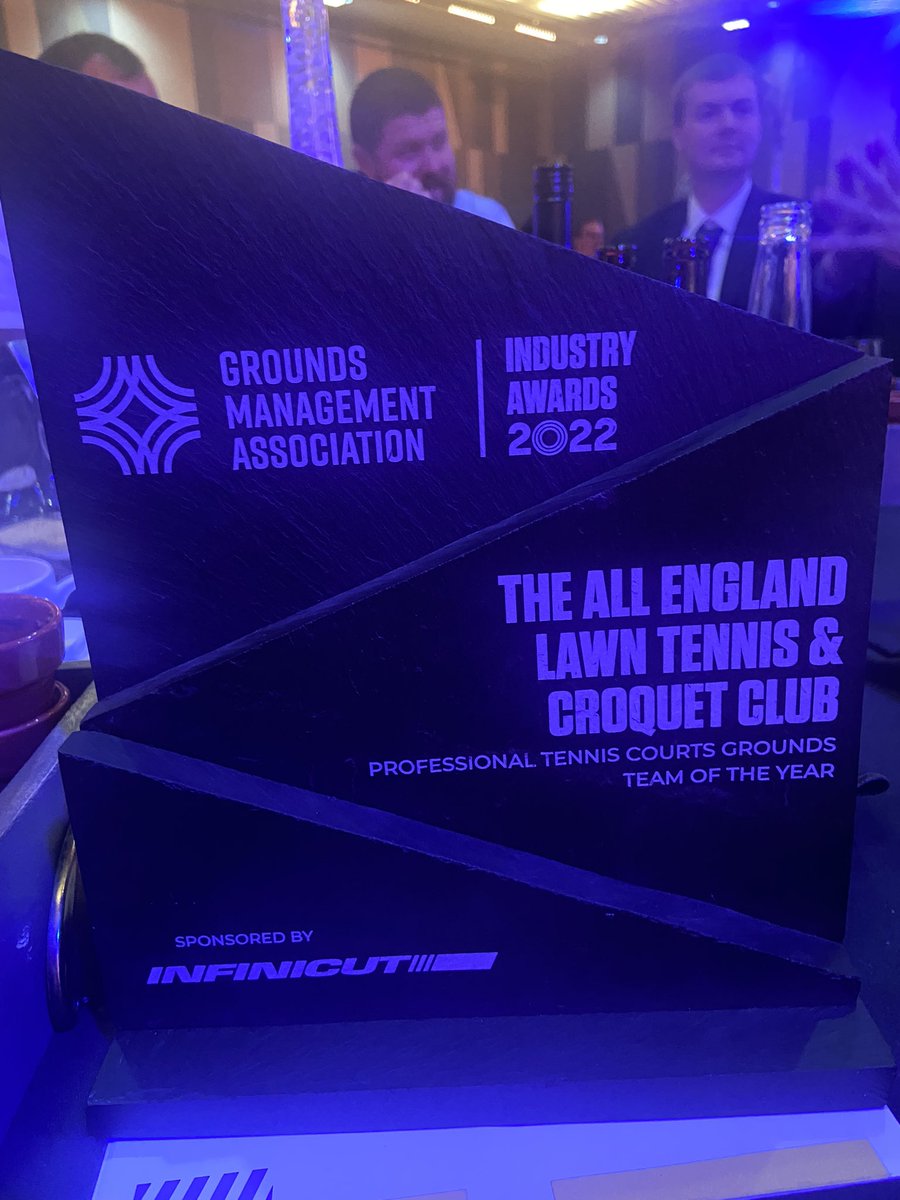 Wimbledon Groundsman tweet media