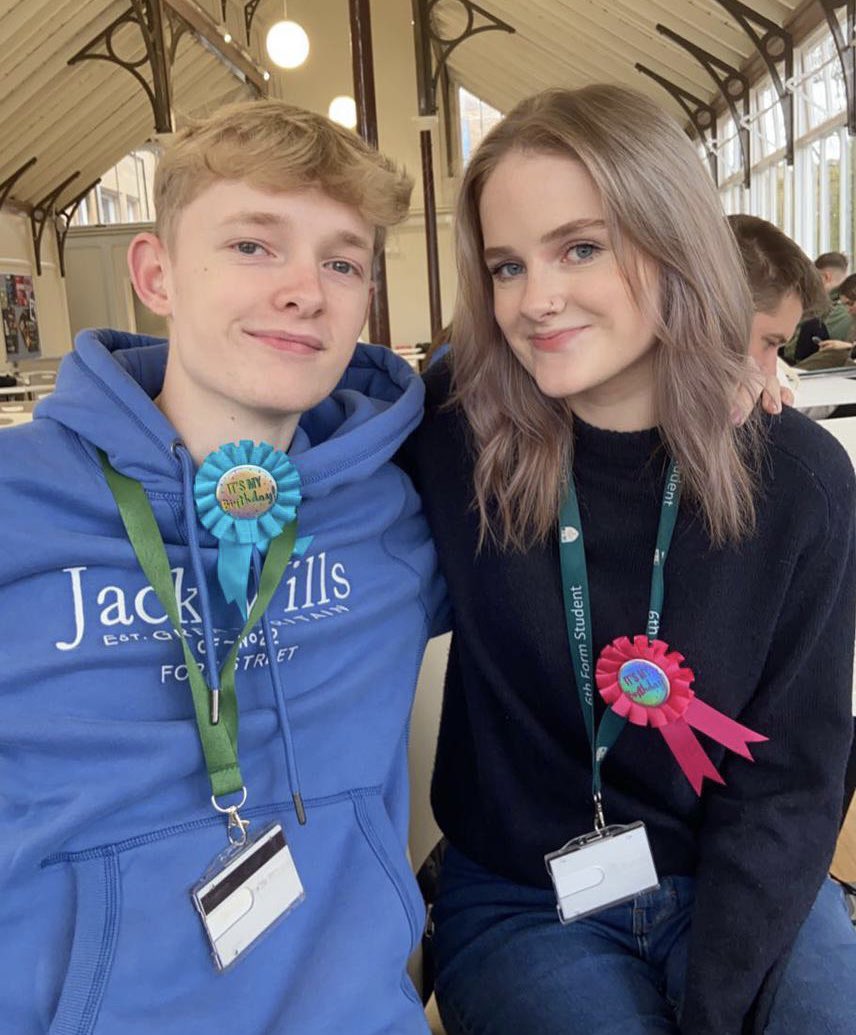 AmandaCorbett16's tweet photo. Dan &amp; Sophie, beautiful inside and out and 18 today  🎉❤️💙 https://t.co/T4MxUhBZmo