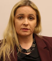 POLITICAL FOCUS: Carol Nolan TD (Ind #Laois #Offaly) - Voted against a ban on cruel hare coursing. In 2020, she opposed a temporary ban on wildlife shooting, claiming “this ban will negatively impact the physical and mental health of gun club members” 👎👎 banbloodsports.wordpress.com/2020/05/20/lao…