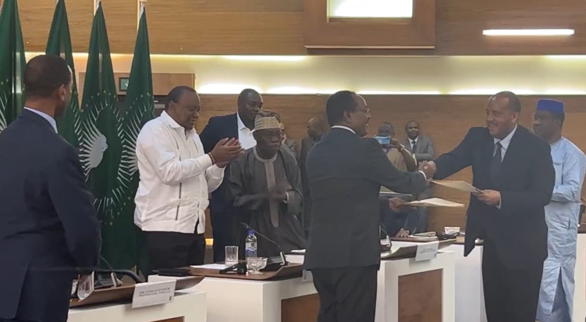 Selkid's tweet photo. I hope this is a new chapter for #peace in #Ethiopia https://t.co/Ea3ZqIxfcz