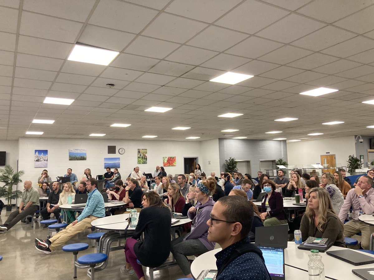 dsvannostrand's tweet photo. Excellent faculty meeting rolling out some great stuff! @HornetsEhs @EHS_VT @EssexWestford #hornetpride https://t.co/PJ3Nj72AYu