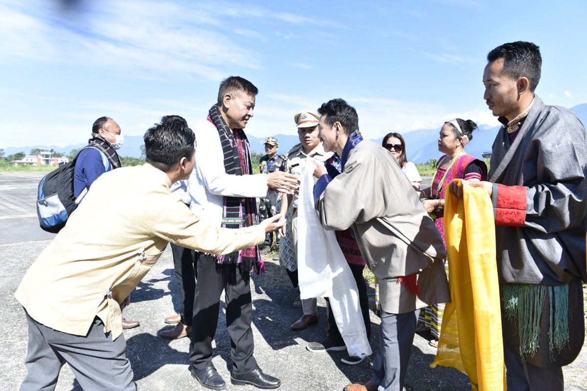 Kalden2017's tweet photo. Sikyong Penpa Tsering visits Arunachal Pradesh “on the invitation of the states Chief Minister”. https://t.co/jbbbVXKux9