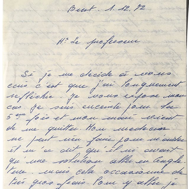 mdiplo's tweet photo. « Monsieur le Professeur, (…) Je suis enceinte pour la cinquième fois et mon mari vient de me quitter. (…) s’il n’y a aucune issue à mon cas, le désespoir me fera faire des bêtises, et mes enfants seront entraînés avec moi. Depuis que je sais mon état, je suis désespérée. » https://t.co/huGbTspvEZ
