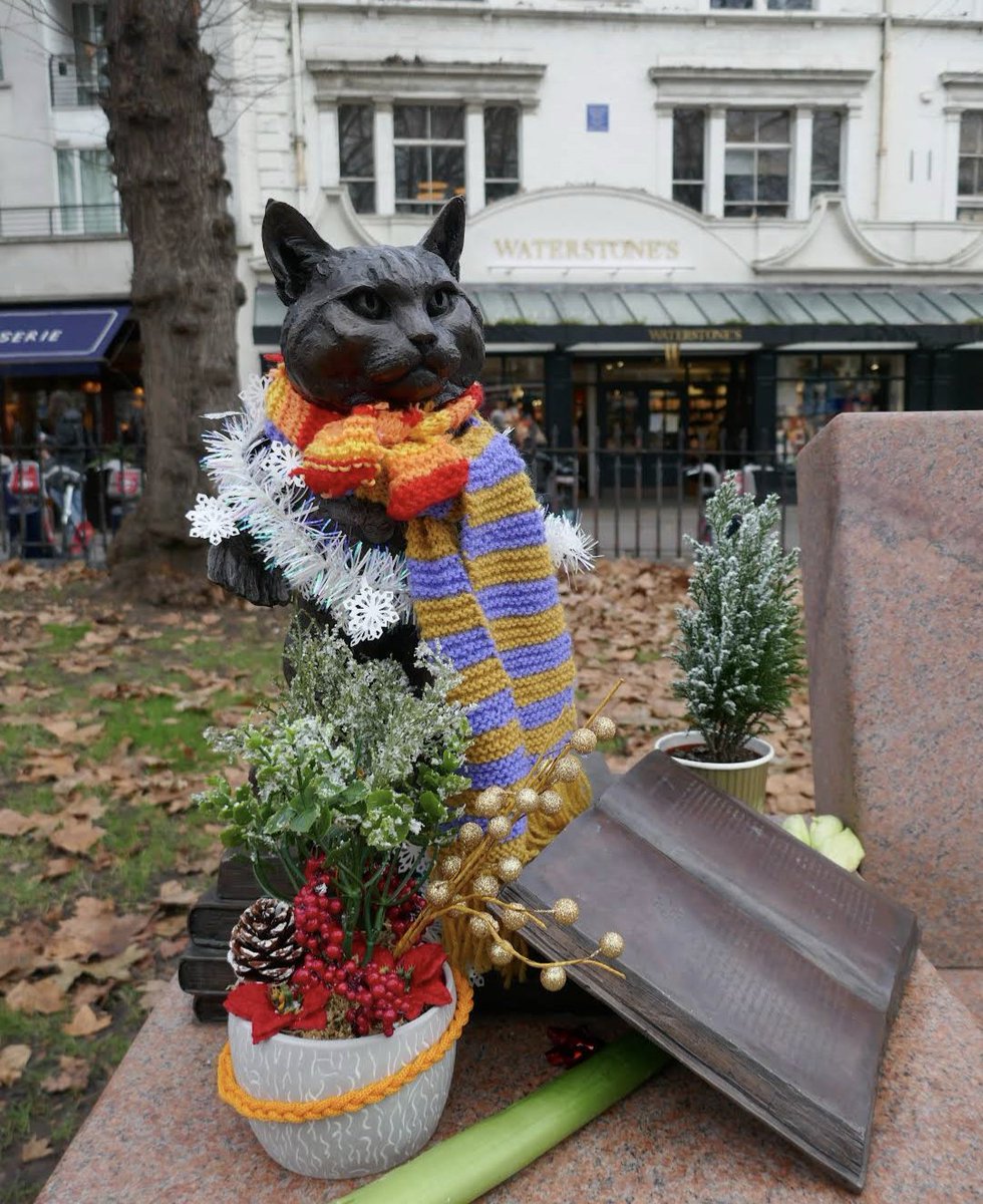 Shattercones (@shattercones_) on Twitter photo Just found out there's a Bob the Cat memorial! warms the cockles that does. Just found out there's a Bob the Cat memorial! warms the cockles that does.